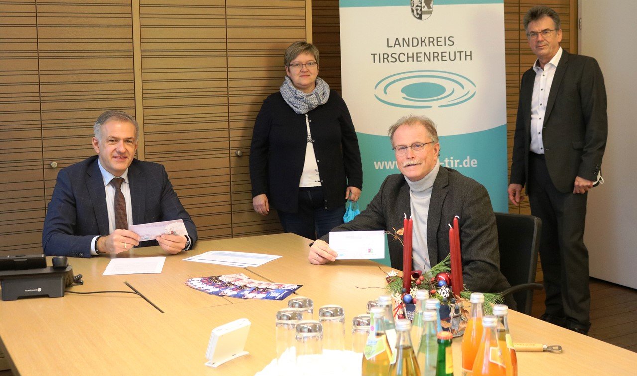Statt Weihnachtsfeier: Gastronomie-Gutscheine für die Landratsamt-Mitarbeiter