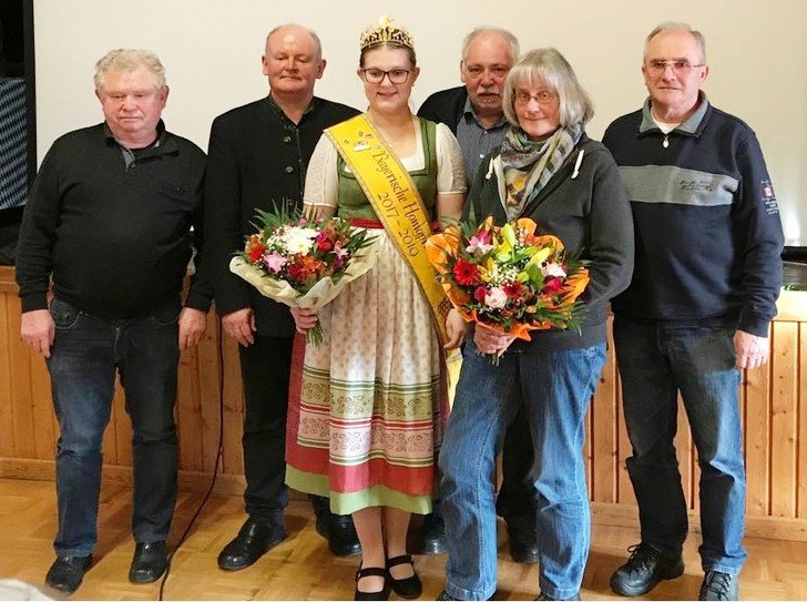 Alles rund ums Bienenvolk: Echte Prinzessin besucht Imkerverein Weiden