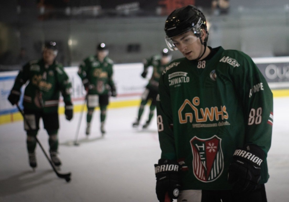 Devils-Neuling unter Vertrag