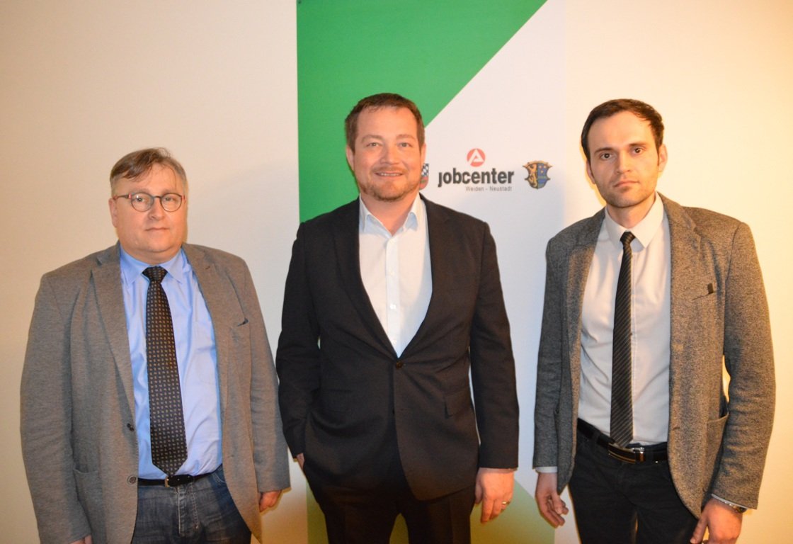 Grötsch besucht Jobcenter: Soziale Teilhabe im Mittelpunkt