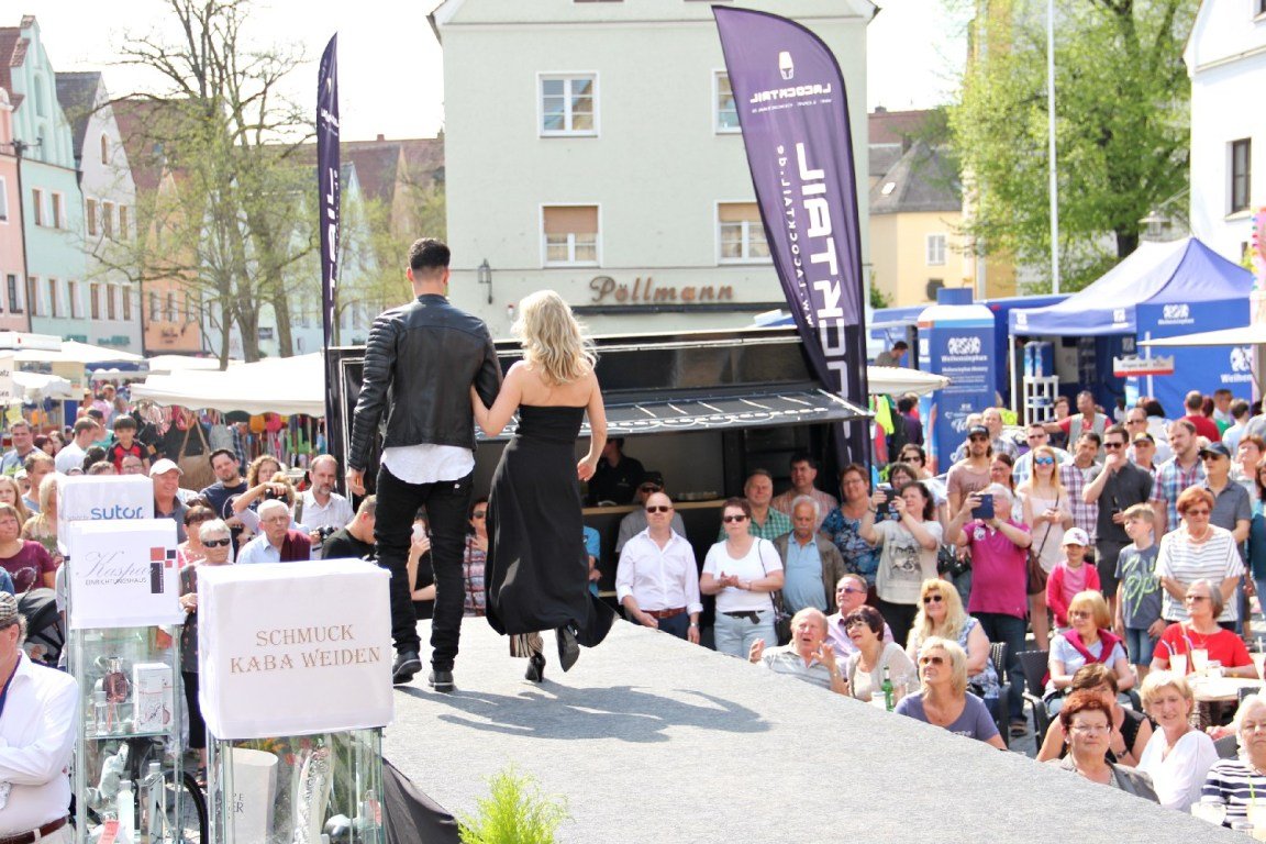Shoppen am Sonntag: Jubilatemarkt in Weiden