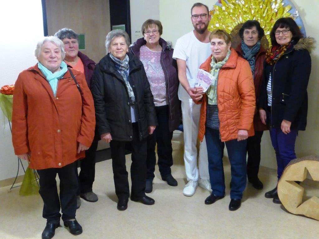 KDFB spendet an Palliativstation
