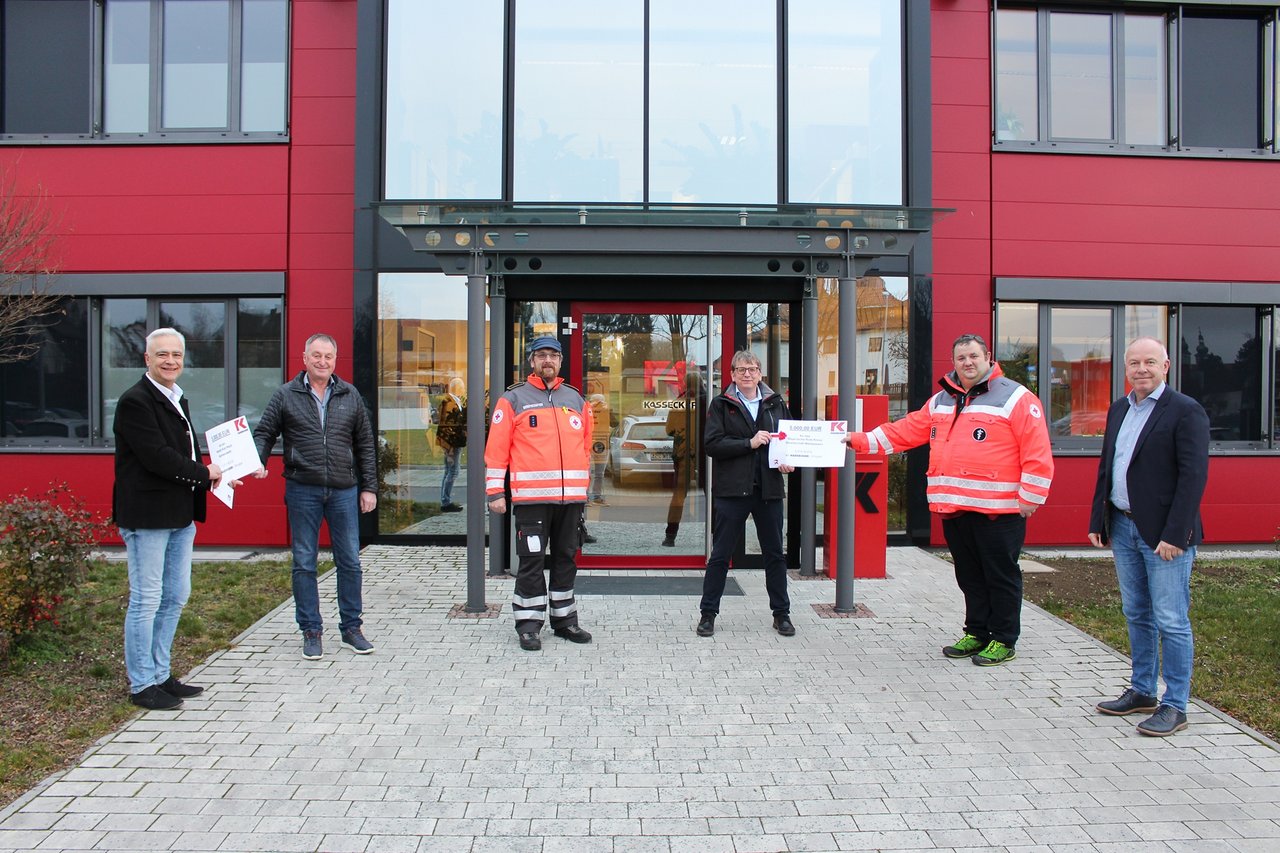 In herausfordernden Zeiten Gutes tun: Kassecker Gruppe spendet regional