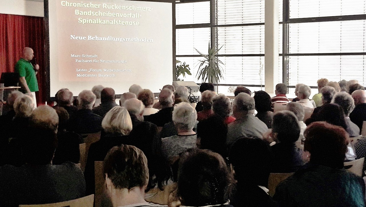Volles Haus zum Auftakt der neuen Vortragreihe