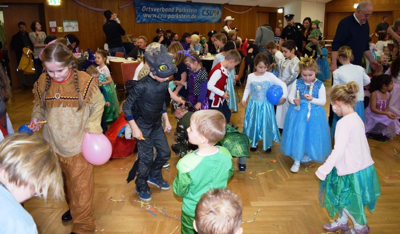 Prinzessinnen, Feen und Tiger: Parksteiner Kinder feiern Fasching