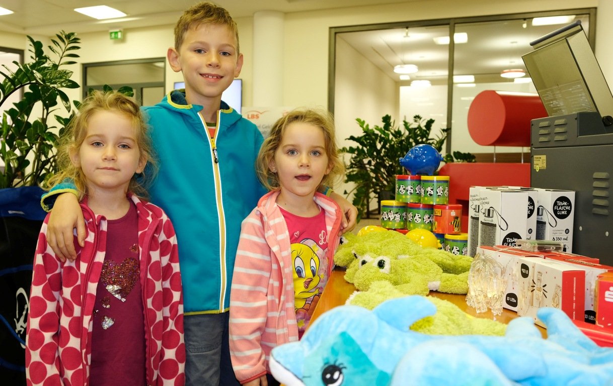 5 Tipps: Kindern den Umgang mit Geld beibringen