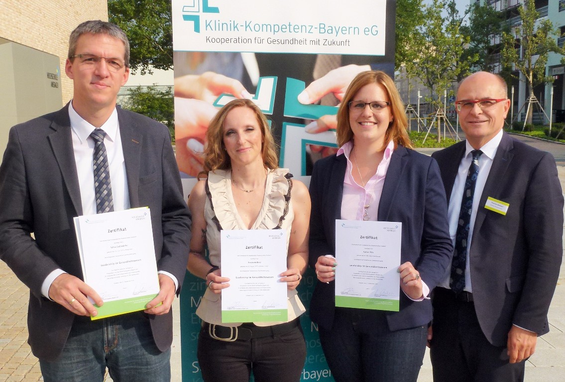 Kliniken Nordoberpfalz: Drei Absolventen bestehen Leadership mit Bravour