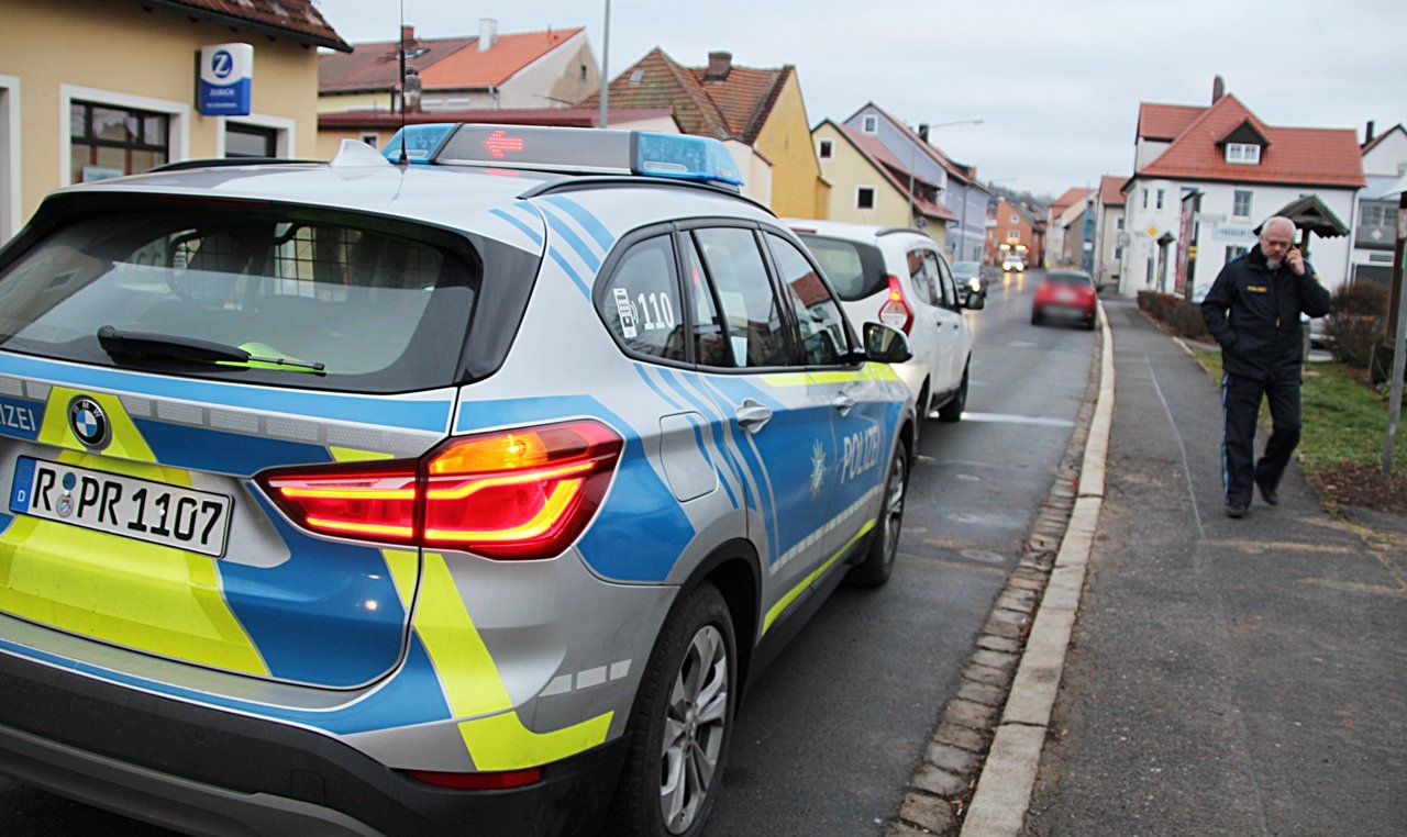 Rote Ampel missachtet und geflüchtet
