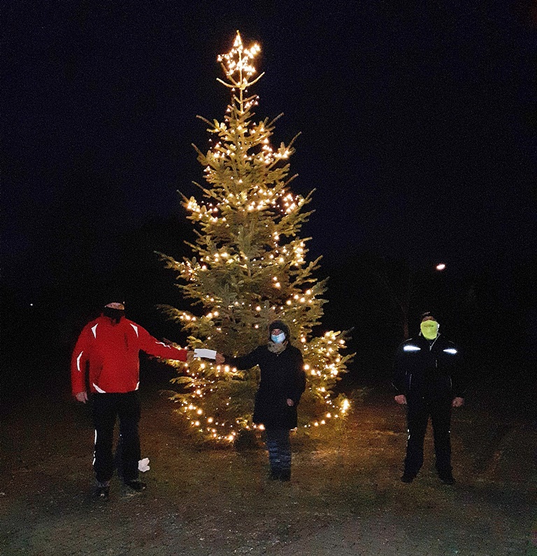 Stilles Lichterbaumentzünden