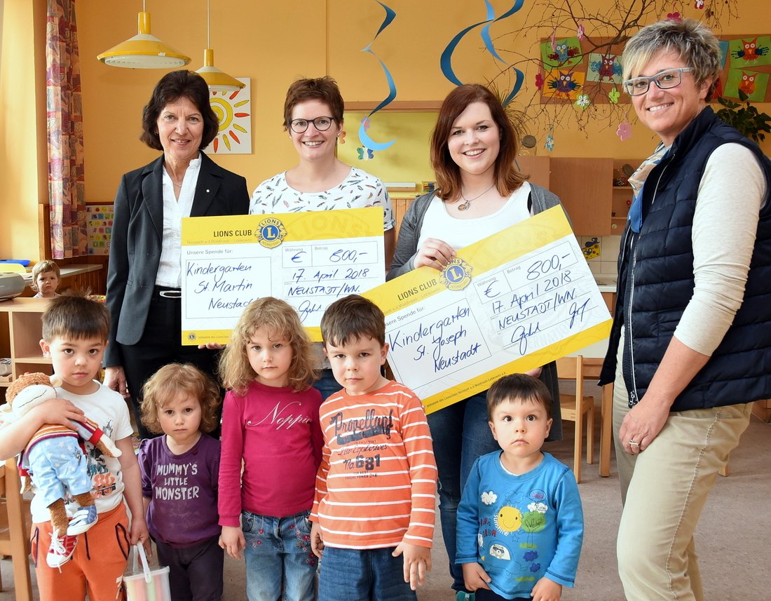 Lions-Club rundet Spende auf Jubiläumszahl auf