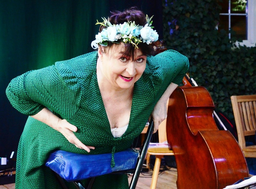 Sommerkabarett auf der „Kulturbühne im Kulturbahnhof“