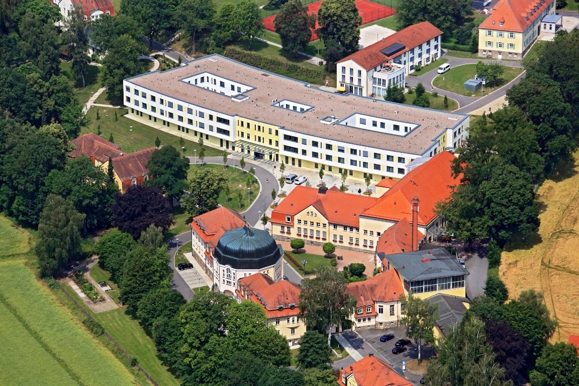 Autoschrauben gelockert: Wer hatte es auf das Auto der Krankenschwester abgesehen?