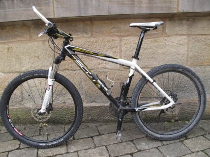Mehrere Mountainbikes gestohlen – Eins zurückgelassen