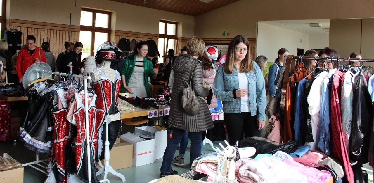 Zweite Runde für Mädlsflohmarkt