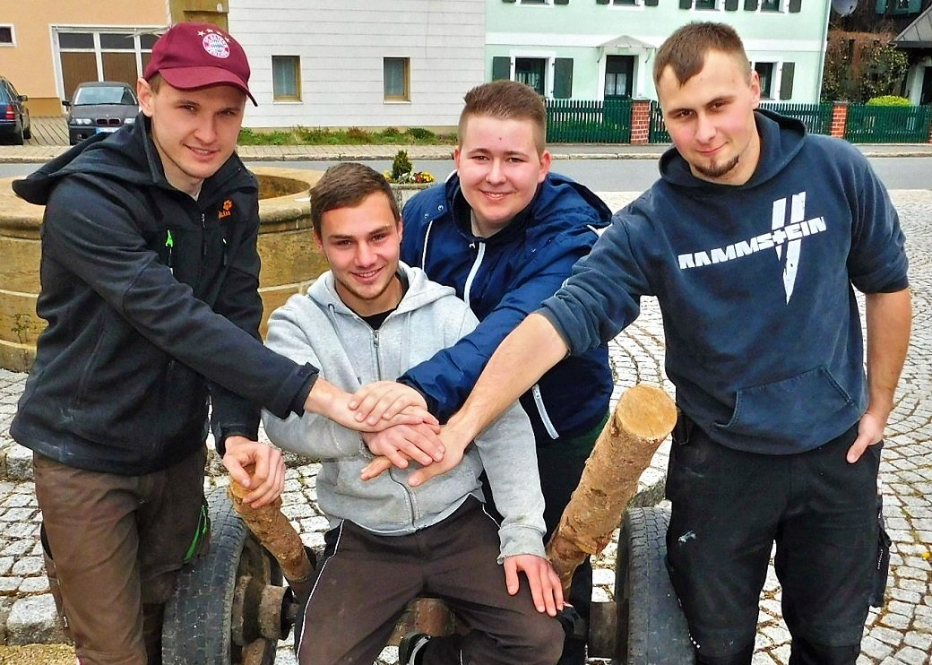 Viel Ärger um Maibaumklau