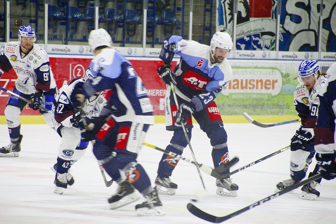 Blue Devils Weiden: Dieser Torjäger bleibt!