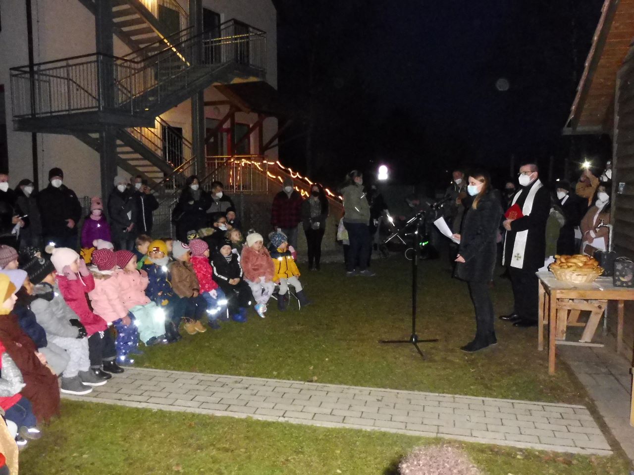 Leuchtende Kinderaugen beim Laternenumzug