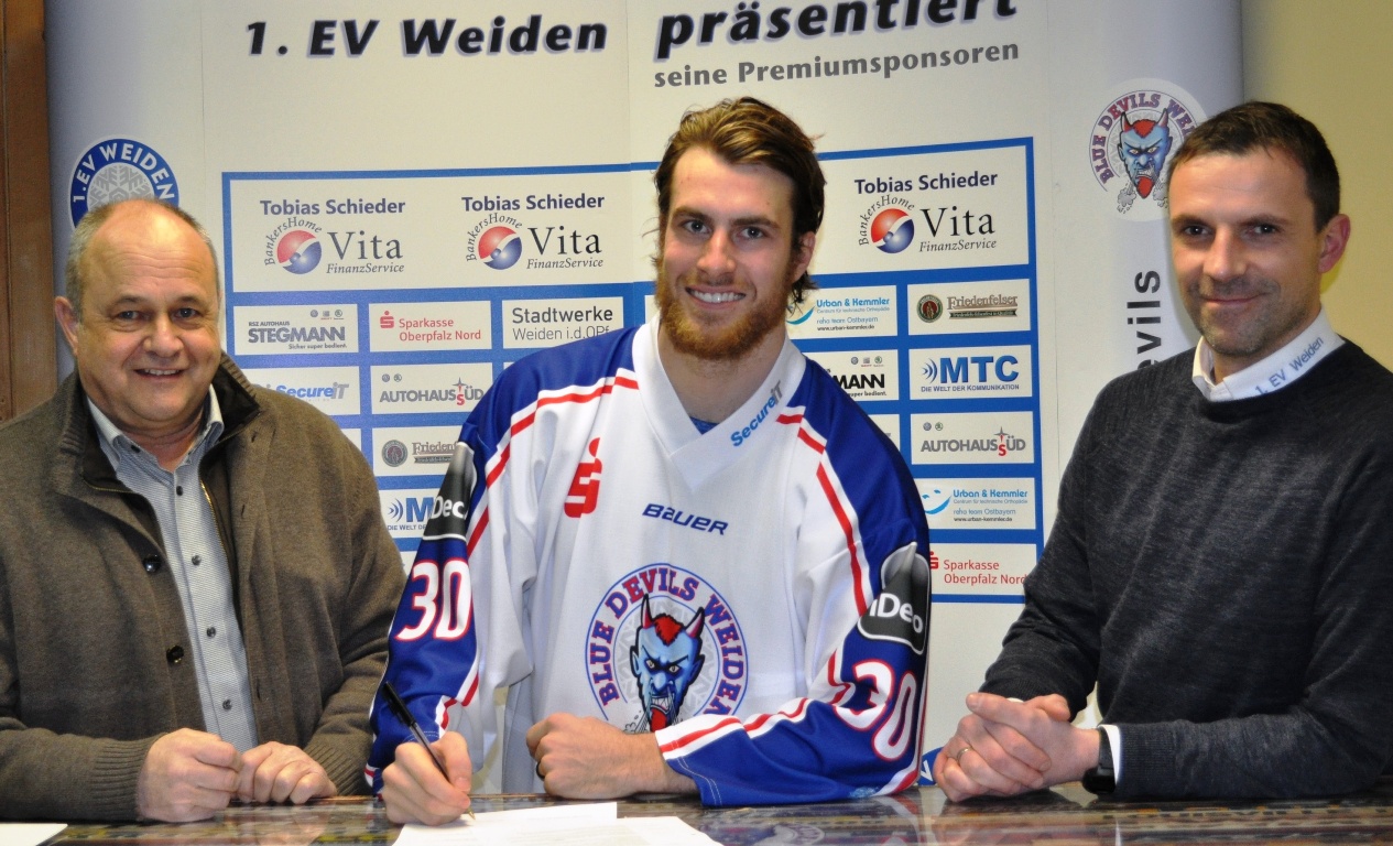 Vertragsverlängerung bei Blue Devils: Matt Abercrombie bleibt blauer Teufel