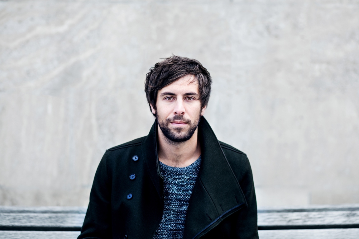 80 Millionen: Max Giesinger kommt mit seiner Hitsingle nach Weiden