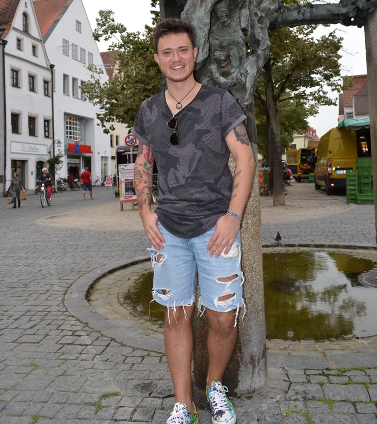Weidner erobert die Charts