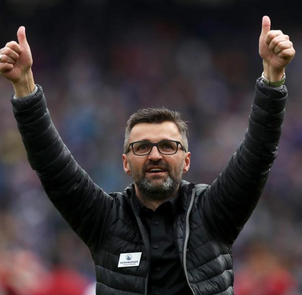 Michael Köllner bleibt Trainer beim Club