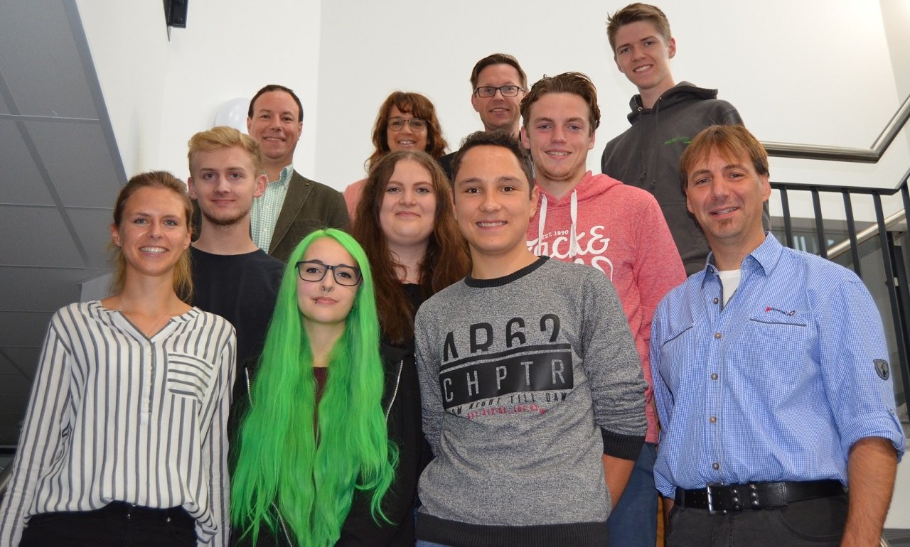 Neue Azubis treffen auf neue Ausbilderin