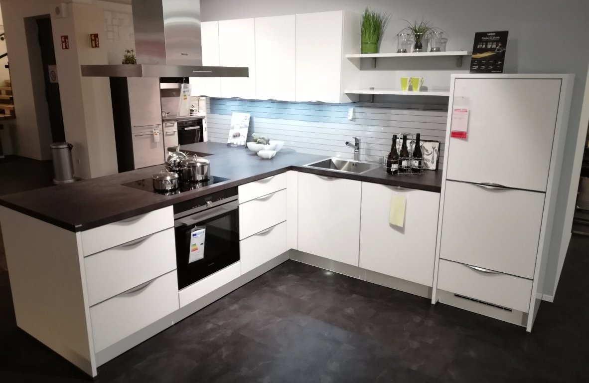 Abverkauf bei Möbel Hösl: Markenküchen für unter 3.000 Euro
