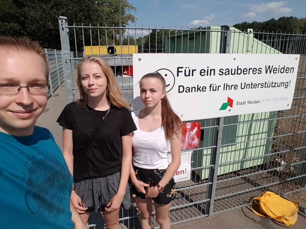 Aufräumaktion: „Abfall gehört in den Mülleimer, nicht in Straßengraben oder Gebüsch!“