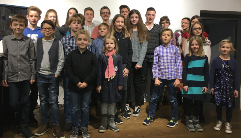 Vorweihnachtliches Konzert begeistert Parksteiner