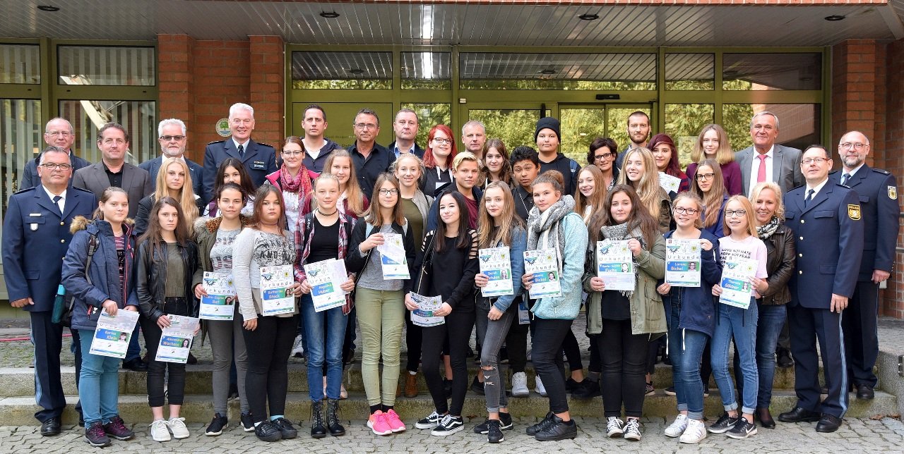 40 neue Schulwegbegleiter für Weiden