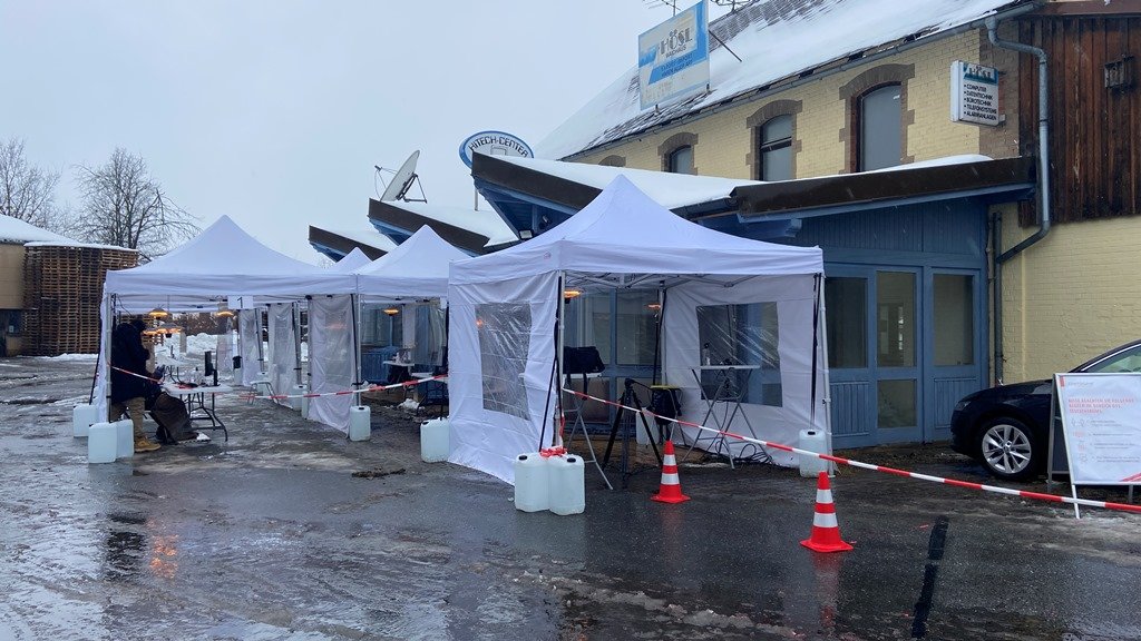 Neu für Grenzpendler: Corona-Teststation bei Waidhaus