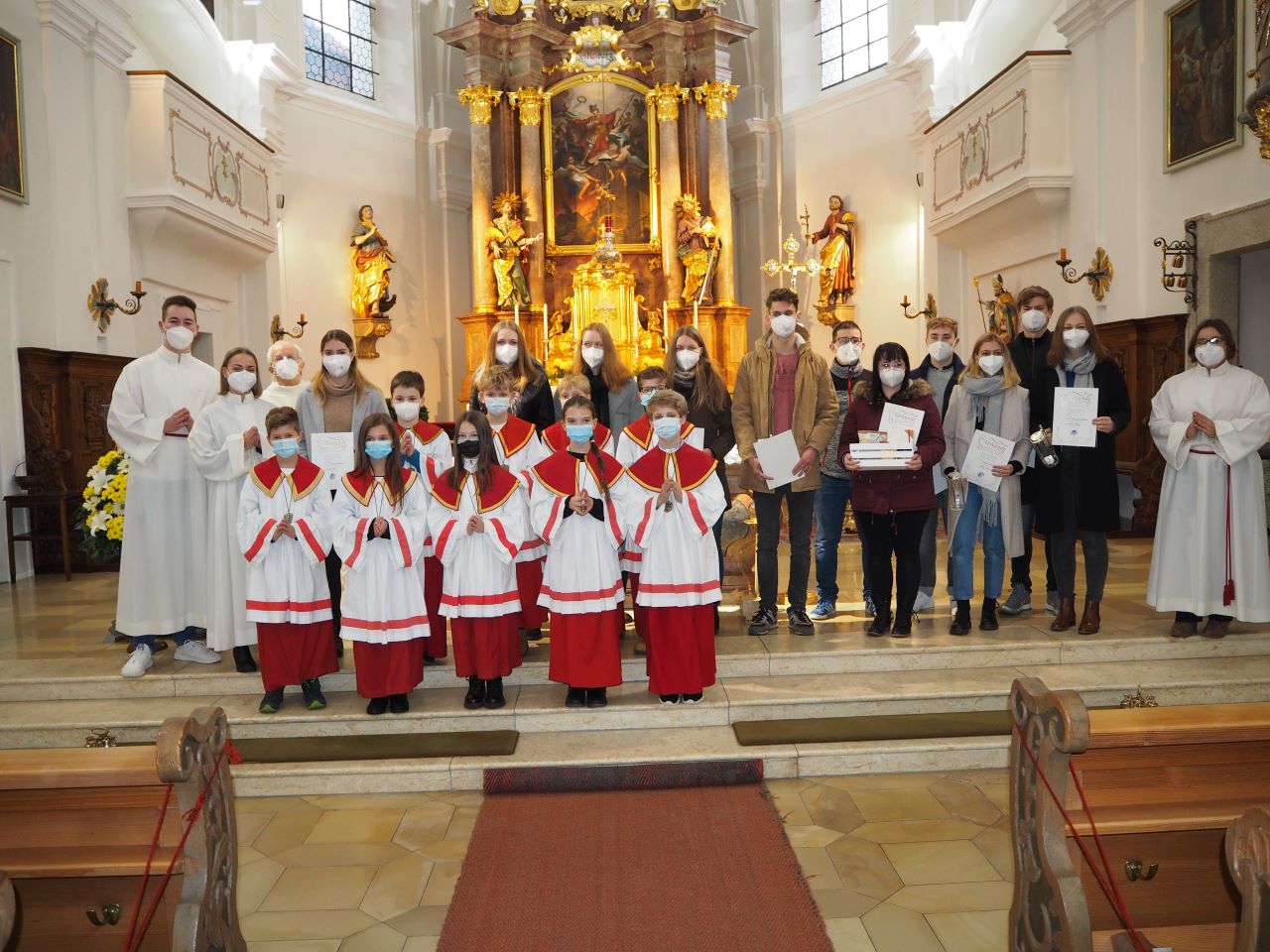 Neue Helfer im Gottesdienst