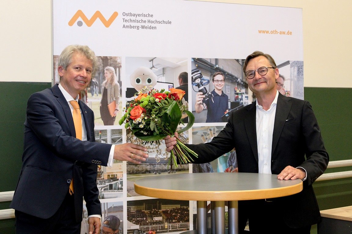 Wechsel an OTH-Spitze: Prof. Dr. med. Bulitta folgt auf Prof. Dr. Klug