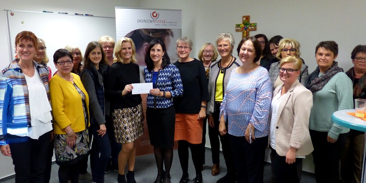 Frauen Union spendet an Donum Vitae