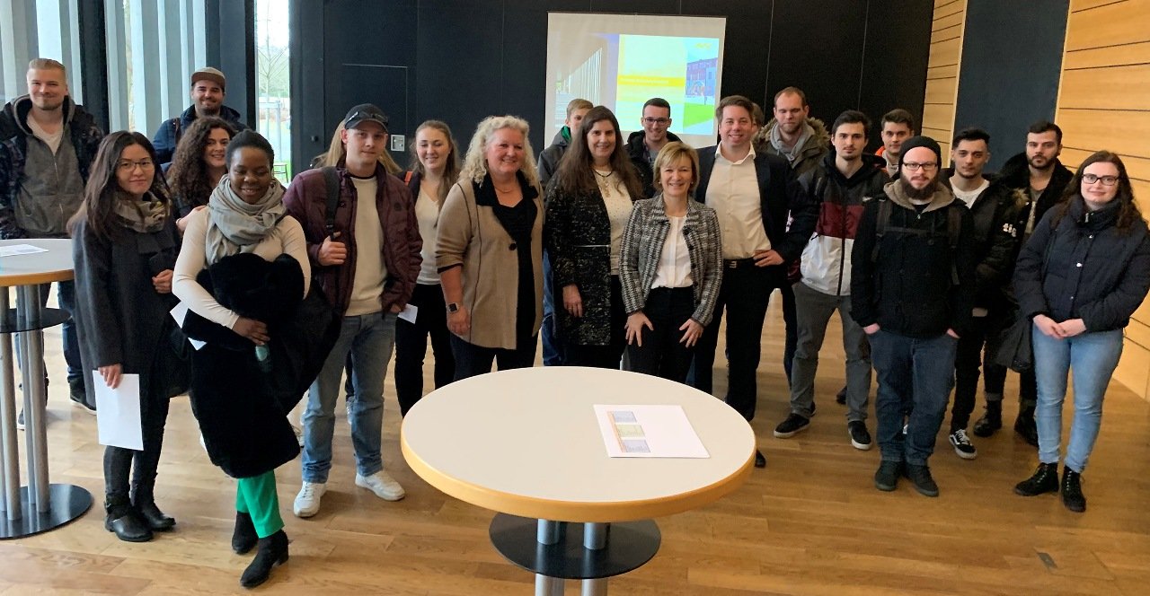 Semesterstart mit drei Premieren