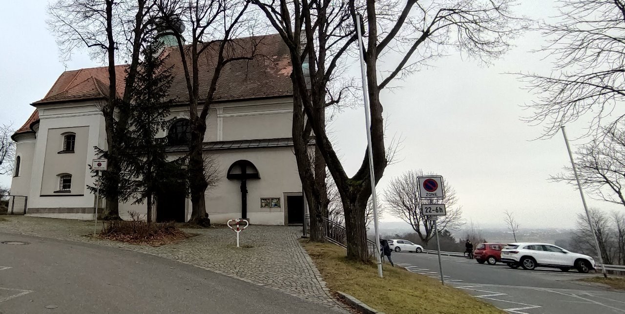 Einsatz am Felixparkplatz: Polizei löst Treffen auf