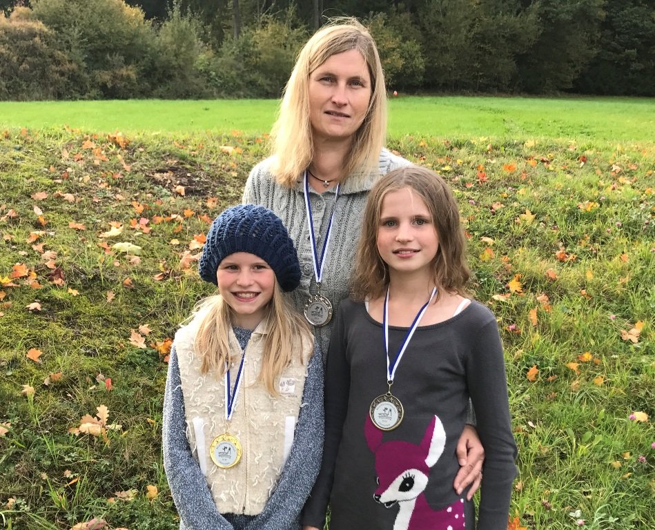 Sportliche Döhlers aus Pechbrunn: Drei Mädels, drei Medaillen