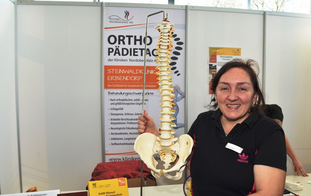 Das Kreuz mit dem Kreuz: Tausende Besucher beim Orthopädietag