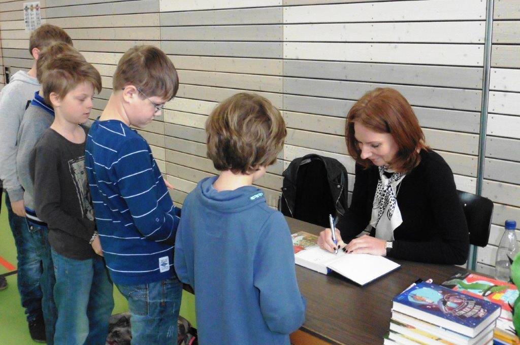 Lesen verleiht Neustädter Grundschülern Flügel
