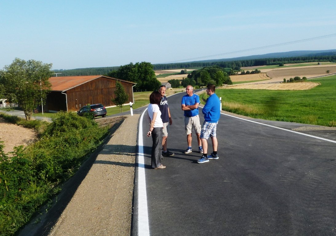 Straße zwischen Parkstein und Schwand ist fertig