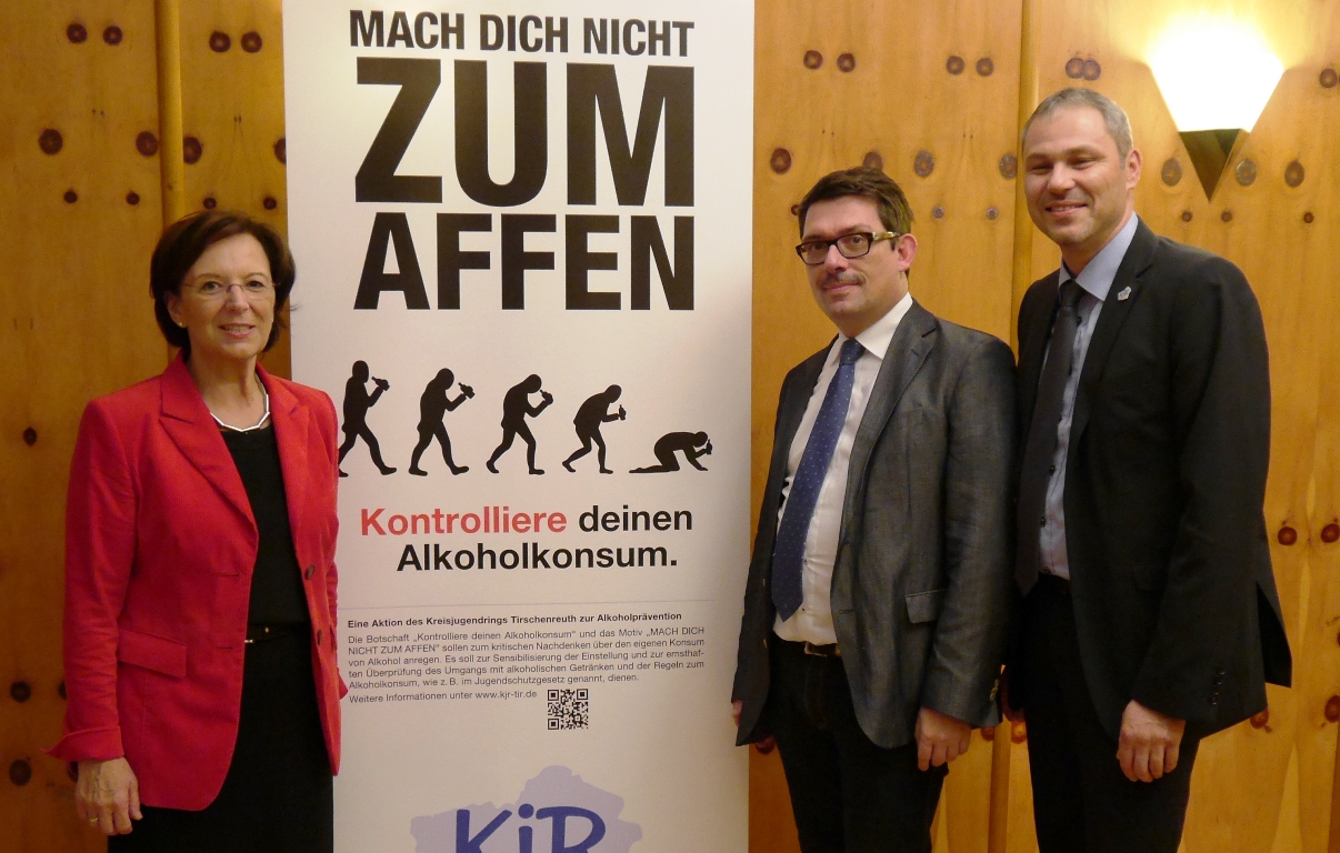 „Mach dich nicht zum Affen“: KJR plädiert für besonnenen Alkoholgenuss zu Fasching