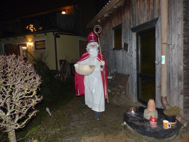 Nikolaus muss draußen bleiben: Geschenke für den Heiligen