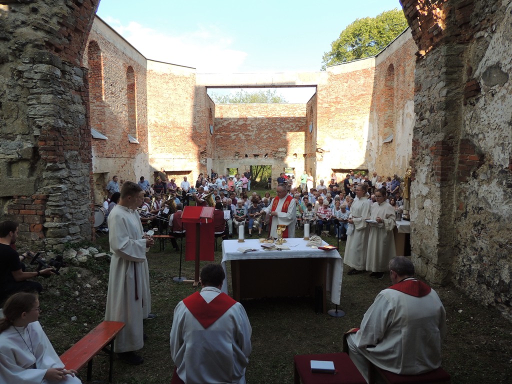 Gottesdienst in „Hopfenohe Church“