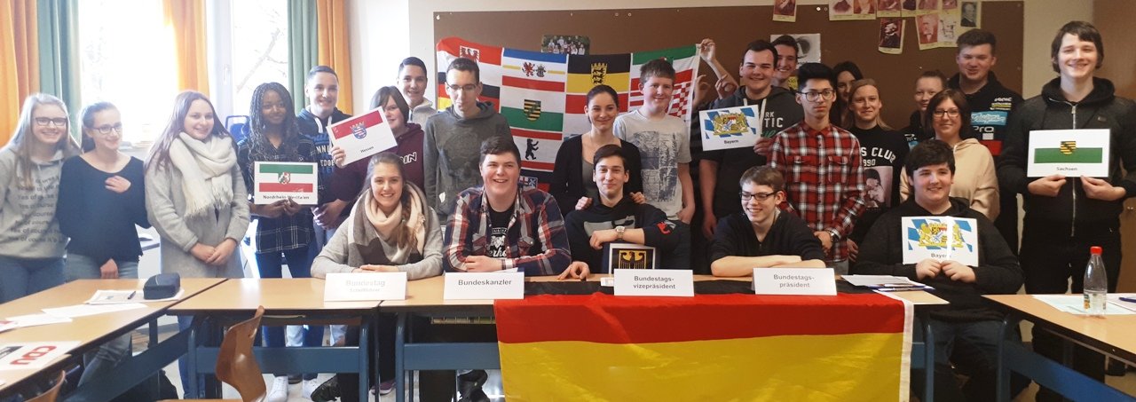 Tirschenreuther Schüler schreiben Gesetzgebung neu