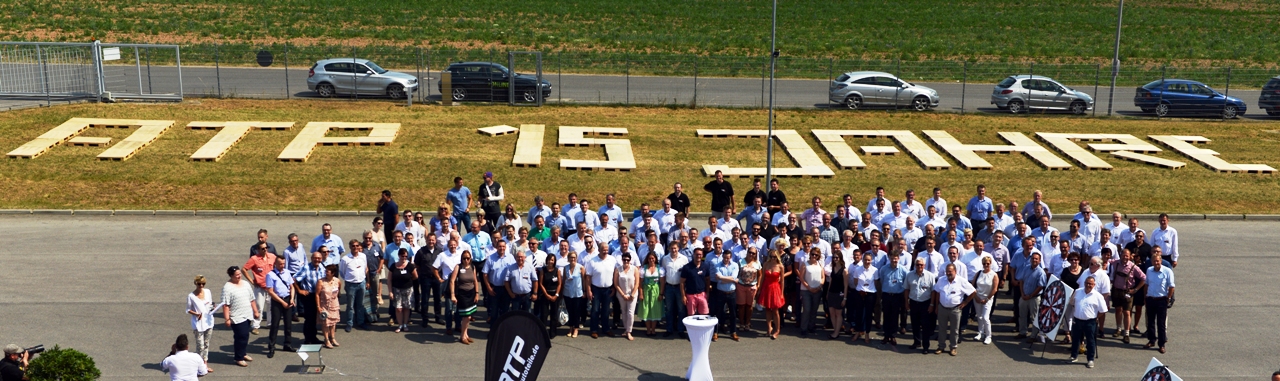 15 Jahre Auto-Teile-Pöllath: Prominenz beim Firmenfest