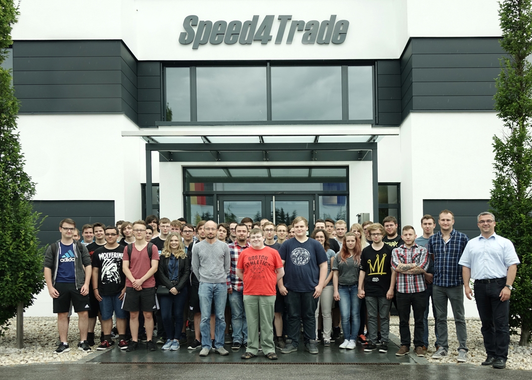 EDV-Schulen Wiesau zu Besuch beim Softwarehaus Speed4Trade