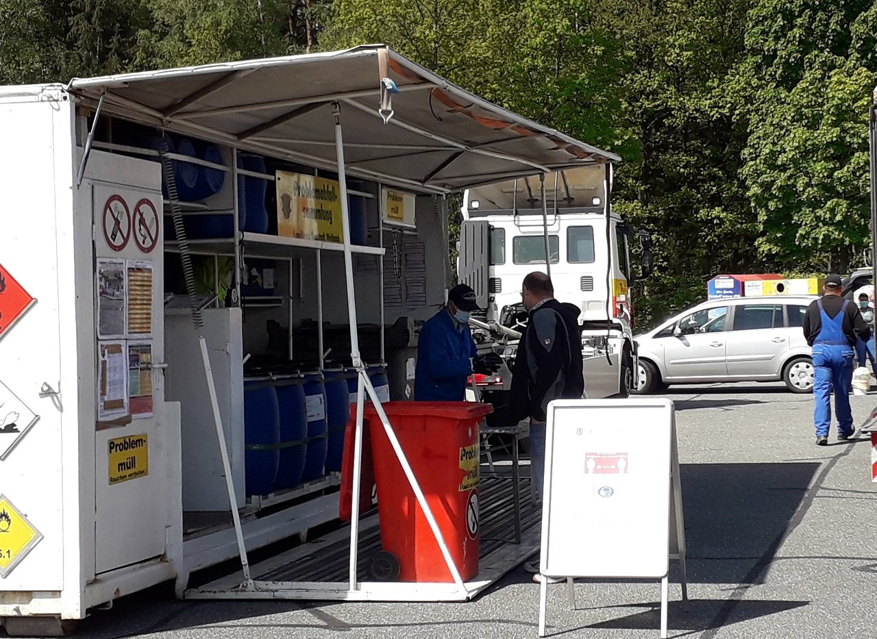 Gefährliche Abfälle umweltgerecht beim Giftmobil entsorgen