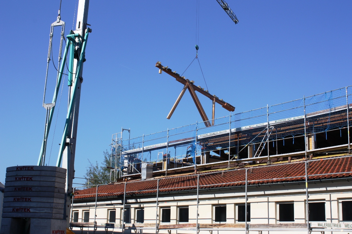 Neues Dach für die Turnhalle