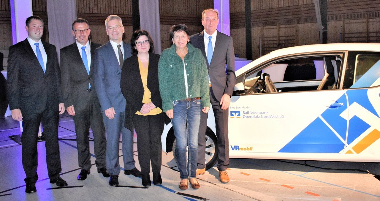 Neues Auto für Versorgung vieler Patienten