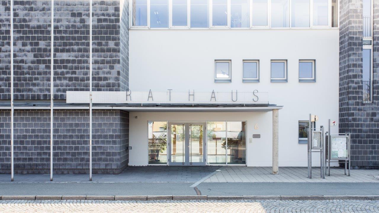 Rathaus schränkt Dienstbetrieb ein
